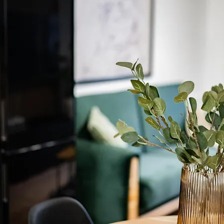 Legnicka 37 C Апартаменты